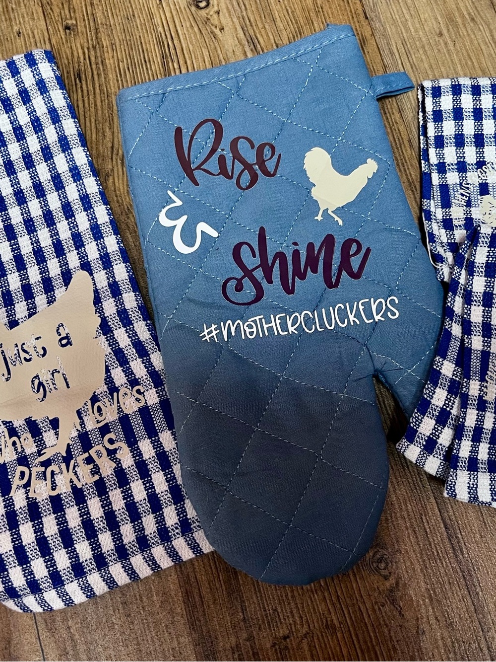 Rise & Shine #Mothercluckers Blue Oven Mitt kitchen set